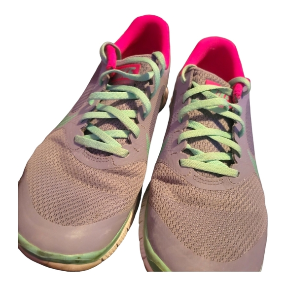 Running Shoe NIKE FREE 5.0 + REFLECTIVE RUNNING SHOE Women's size 9 - Picture 4 of 5